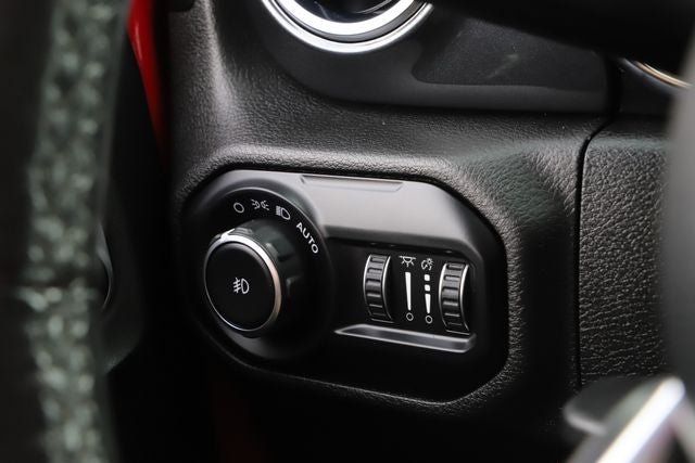 2021 Jeep Wrangler Unlimited Sahara Altitude 4x4