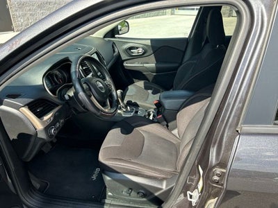 2016 Jeep Cherokee Altitude
