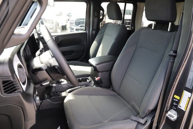 2025 Jeep Wrangler 4-Door Summit 4x4