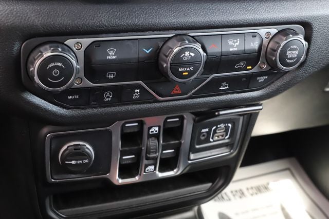 2025 Jeep Wrangler 4-Door Summit 4x4