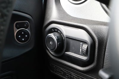 2025 Jeep Wrangler 4-Door Summit 4x4