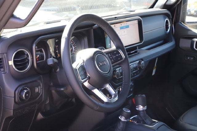 2027 Jeep Wrangler WRANGLER 4-DOOR SAHARA