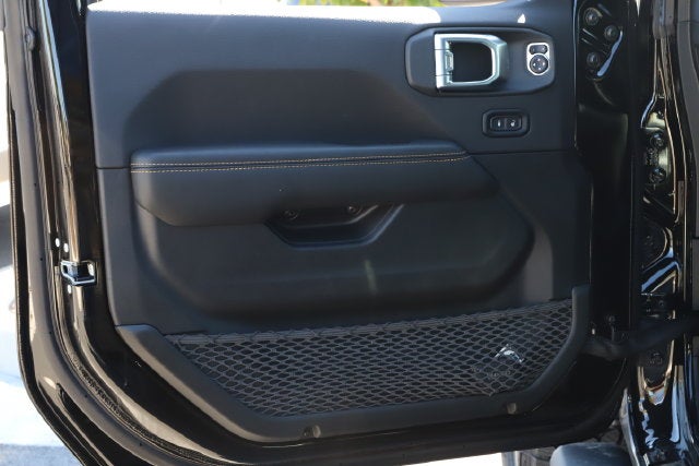2027 Jeep Wrangler WRANGLER 4-DOOR SAHARA