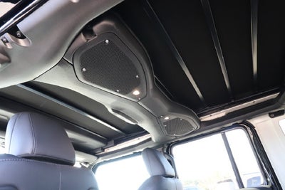 2027 Jeep Wrangler WRANGLER 4-DOOR SAHARA