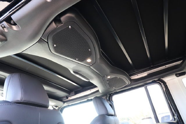 2027 Jeep Wrangler WRANGLER 4-DOOR SAHARA