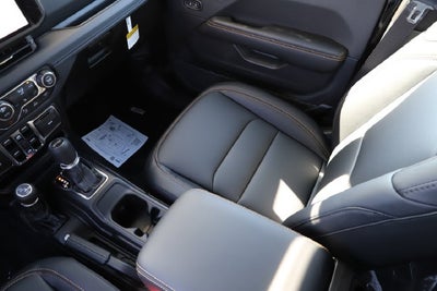 2027 Jeep Wrangler WRANGLER 4-DOOR SAHARA