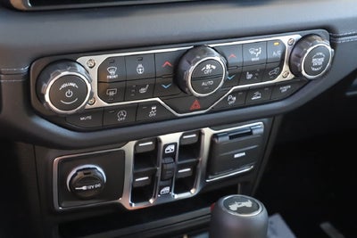 2027 Jeep Wrangler WRANGLER 4-DOOR SAHARA