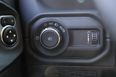 2027 Jeep Wrangler WRANGLER 4-DOOR SAHARA