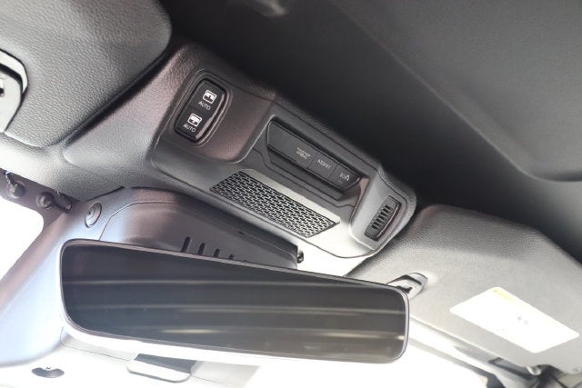2027 Jeep Wrangler WRANGLER 4-DOOR SAHARA