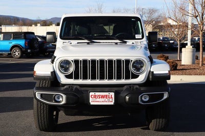2025 Jeep Wrangler 4-Door Sahara 4x4