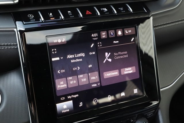 2025 Jeep Grand Cherokee GRAND CHEROKEE LAREDO X 4X4