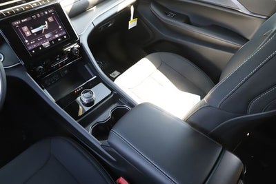 2026 Jeep Grand Cherokee GRAND CHEROKEE LAREDO X 4X4