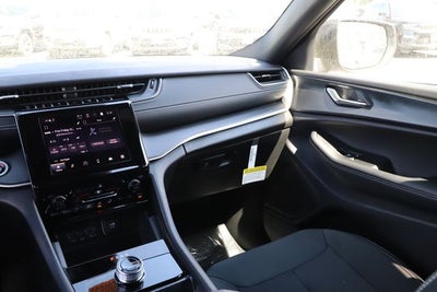 2026 Jeep Grand Cherokee GRAND CHEROKEE LAREDO X 4X4