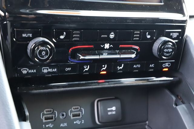 2026 Jeep Grand Cherokee GRAND CHEROKEE LAREDO X 4X4