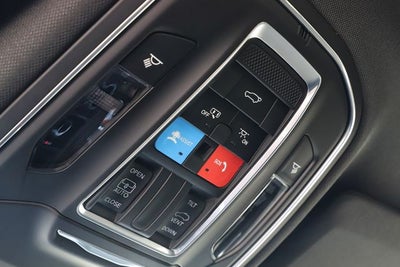 2026 Jeep Grand Cherokee GRAND CHEROKEE LAREDO X 4X4