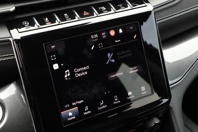 2023 Jeep Grand Cherokee Laredo 4x4