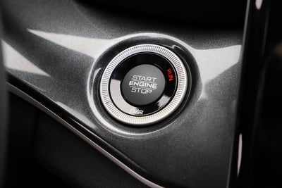 2023 Jeep Grand Cherokee Laredo 4x4