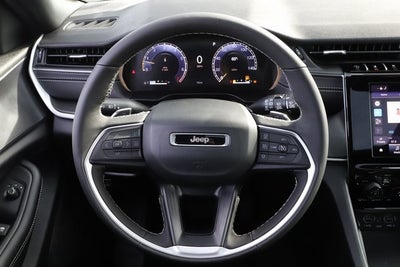 2025 Jeep Grand Cherokee GRAND CHEROKEE LAREDO X 4X4