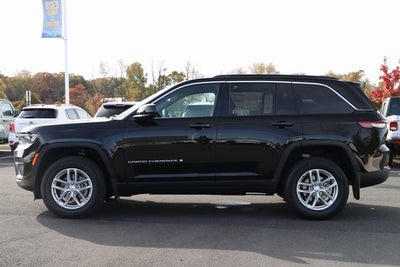 2025 Jeep Grand Cherokee GRAND CHEROKEE LAREDO X 4X4