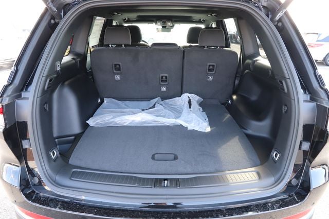 2026 Jeep Grand Cherokee GRAND CHEROKEE LAREDO X 4X4