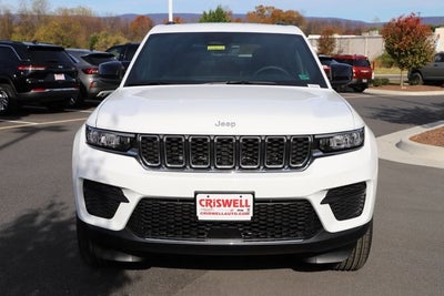 2025 Jeep Grand Cherokee GRAND CHEROKEE LAREDO X 4X4