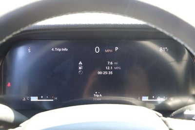 2026 Jeep Grand Cherokee GRAND CHEROKEE LAREDO X 4X4