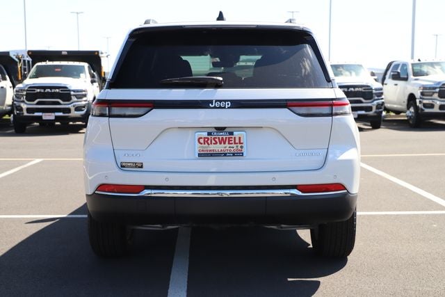 2026 Jeep Grand Cherokee GRAND CHEROKEE LAREDO X 4X4