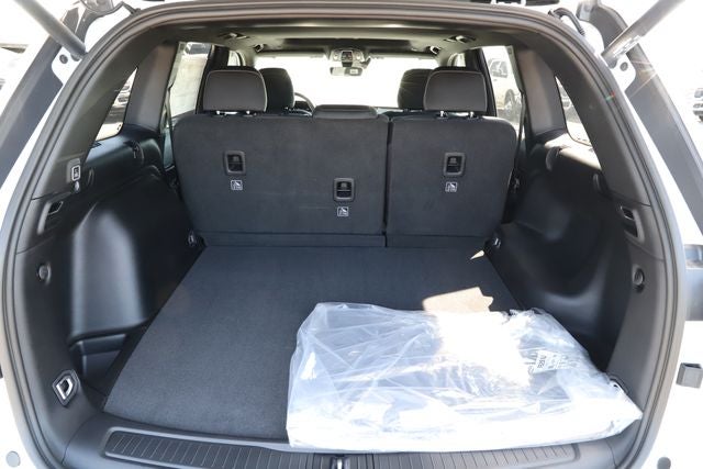 2026 Jeep Grand Cherokee GRAND CHEROKEE LAREDO X 4X4