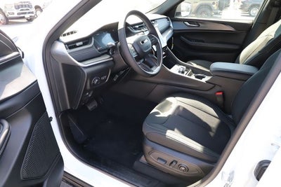 2026 Jeep Grand Cherokee GRAND CHEROKEE LAREDO X 4X4