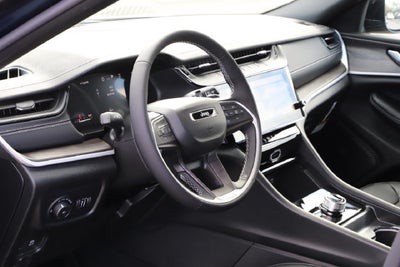 2027 Jeep Grand Cherokee GRAND CHEROKEE LIMITED 4X4