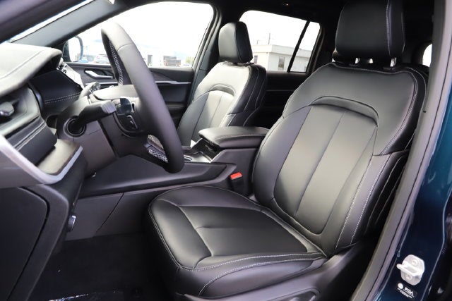 2027 Jeep Grand Cherokee GRAND CHEROKEE LIMITED 4X4