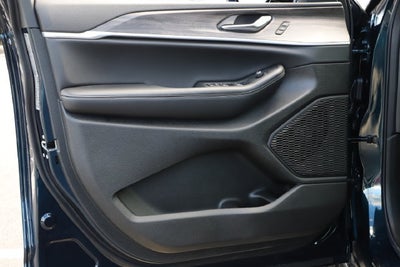 2027 Jeep Grand Cherokee GRAND CHEROKEE LIMITED 4X4