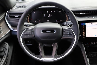 2027 Jeep Grand Cherokee GRAND CHEROKEE LIMITED 4X4