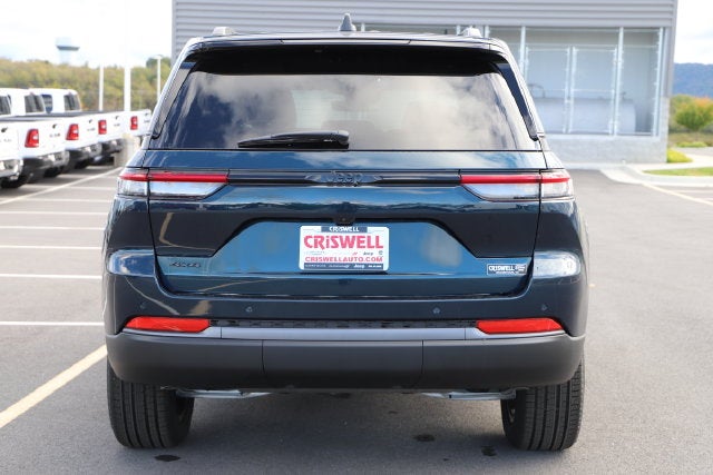 2027 Jeep Grand Cherokee GRAND CHEROKEE LIMITED 4X4