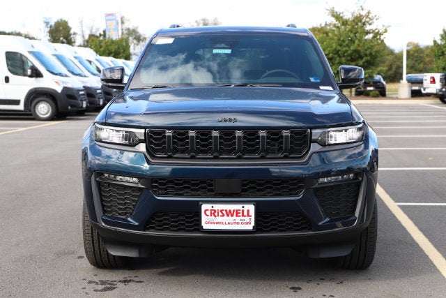 2027 Jeep Grand Cherokee GRAND CHEROKEE LIMITED 4X4
