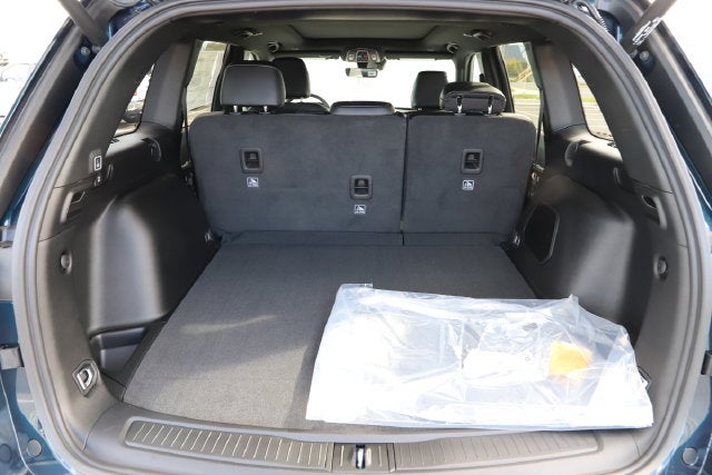 2027 Jeep Grand Cherokee GRAND CHEROKEE LIMITED 4X4