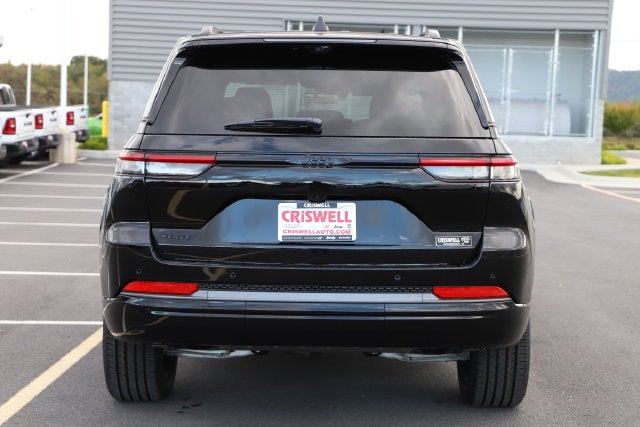 2027 Jeep Grand Cherokee GRAND CHEROKEE LIMITED RESERVE 4X4