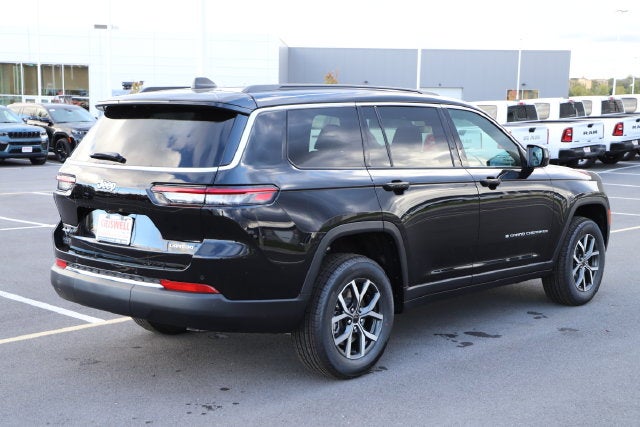 2027 Jeep Grand Cherokee GRAND CHEROKEE L LAREDO X 4X4