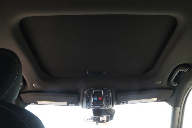 2026 Jeep Grand Cherokee GRAND CHEROKEE L LAREDO X 4X4