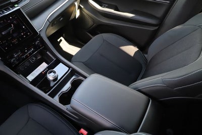 2026 Jeep Grand Cherokee GRAND CHEROKEE L LAREDO X 4X4