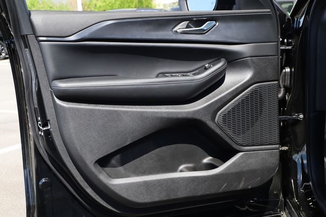 2026 Jeep Grand Cherokee GRAND CHEROKEE L LAREDO X 4X4