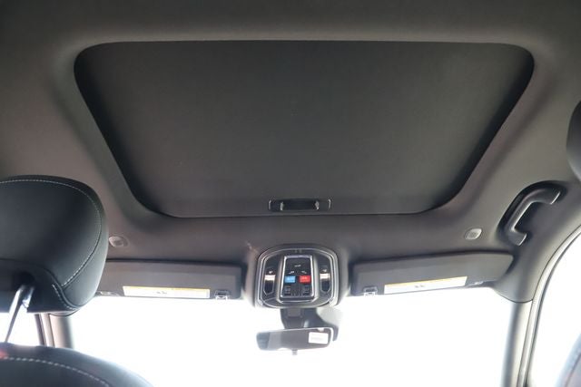 2026 Jeep Grand Cherokee GRAND CHEROKEE L LAREDO X 4X4