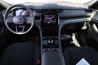 2026 Jeep Grand Cherokee GRAND CHEROKEE L LAREDO X 4X4