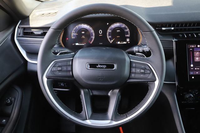 2026 Jeep Grand Cherokee GRAND CHEROKEE L LAREDO X 4X4