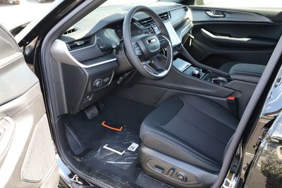 2026 Jeep Grand Cherokee GRAND CHEROKEE L LAREDO X 4X4