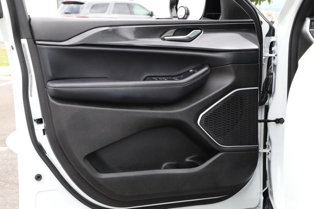 2021 Jeep Grand Cherokee L Altitude 4x4