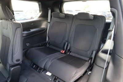 2026 Jeep Grand Cherokee GRAND CHEROKEE L LAREDO X 4X4