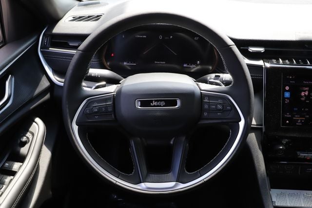 2026 Jeep Grand Cherokee GRAND CHEROKEE L LAREDO X 4X4