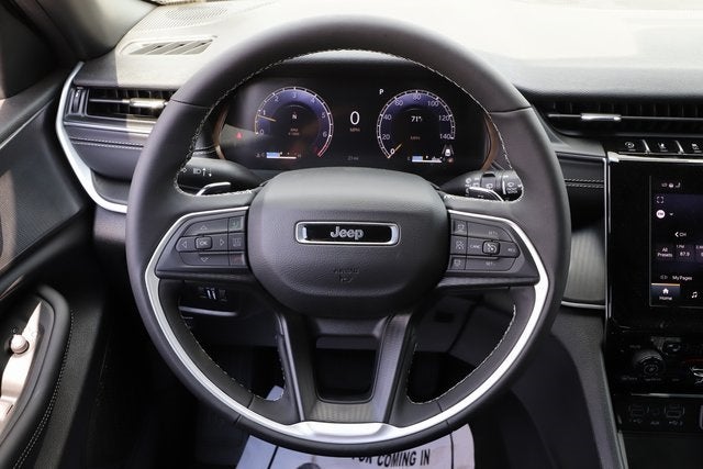 2025 Jeep Grand Cherokee GRAND CHEROKEE L ALTITUDE X 4X4