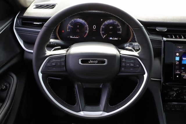 2025 Jeep Grand Cherokee GRAND CHEROKEE L LAREDO X 4X4